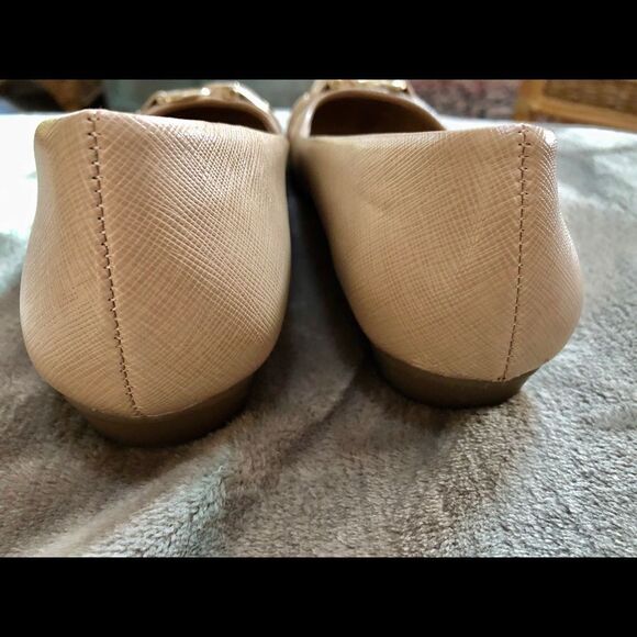 Adorable flats by Aerosoles size 7 medium - Picture 3 of 6